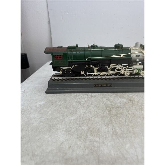 Telephone Train, Crescent 1925 Locomotive, Touch Tone - Picture 2 of 9